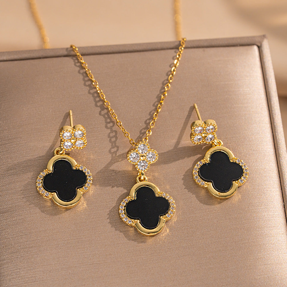 Bundle Clover Black