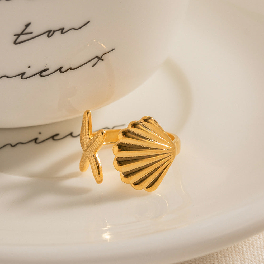 Star and Shell Ring