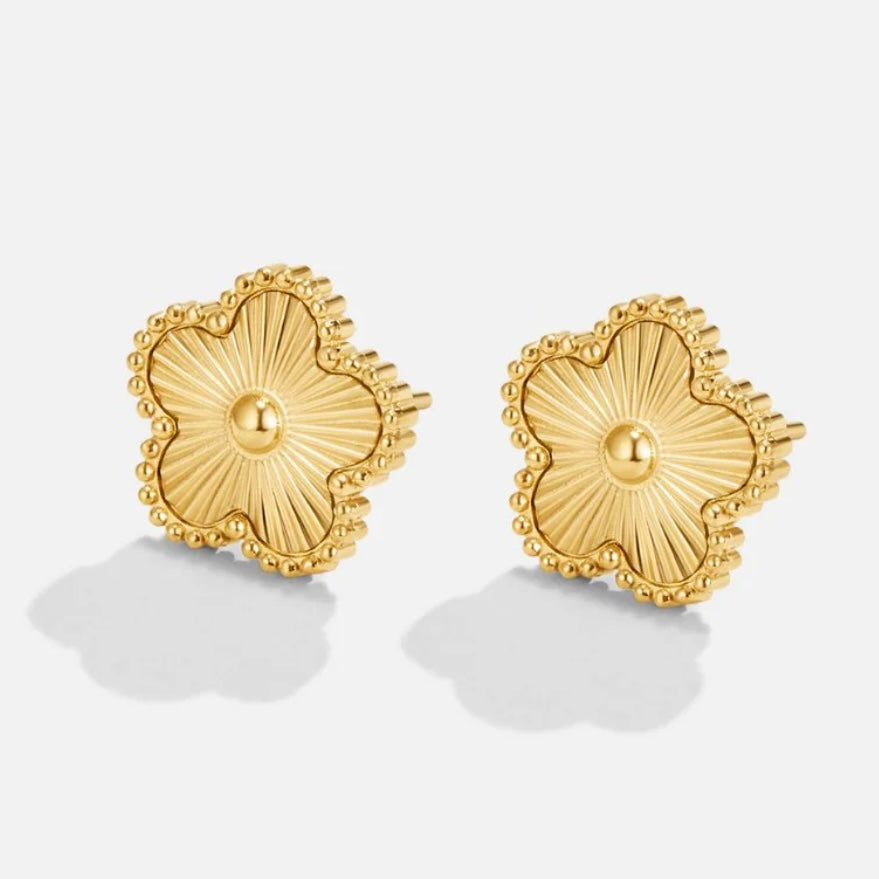 Flower Stud Gold
