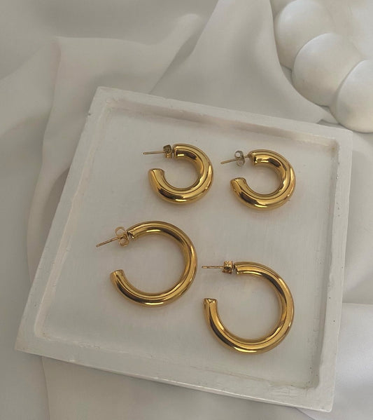 Classic Gold Hoops Medium