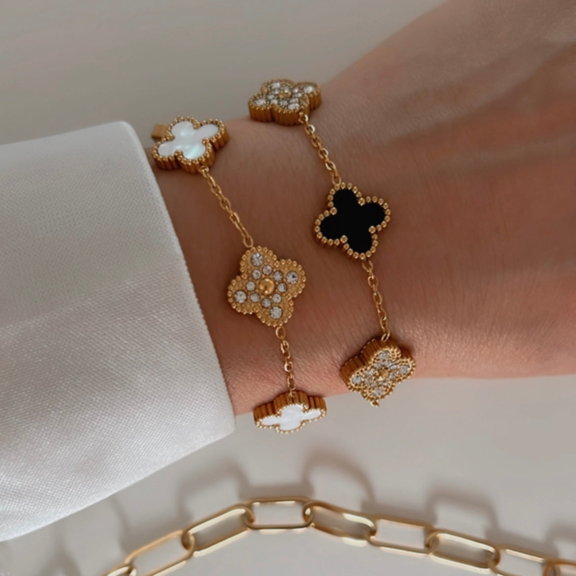 Black Sparkle Clover Bracelet