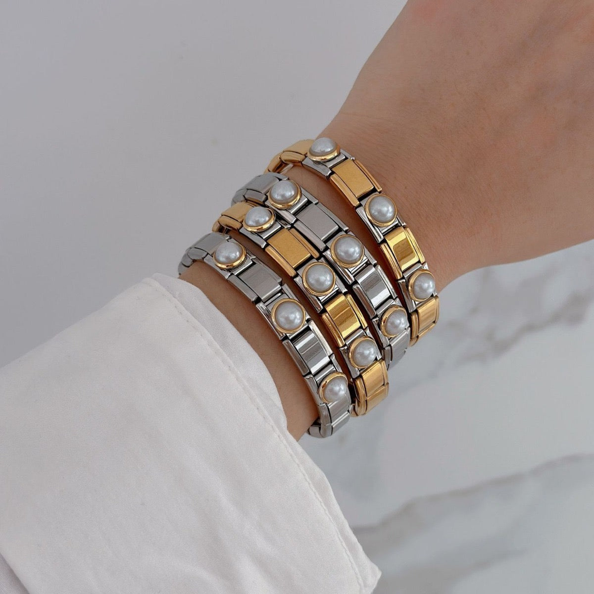 Silver & Gold Pearls Bracelet