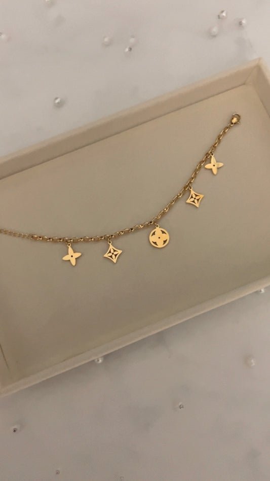 Gold Starlet Bracelet