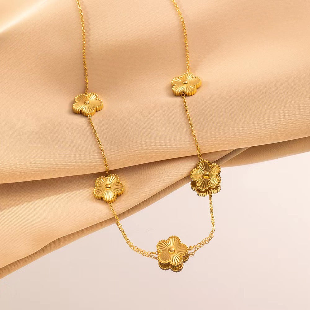 Flower Necklace