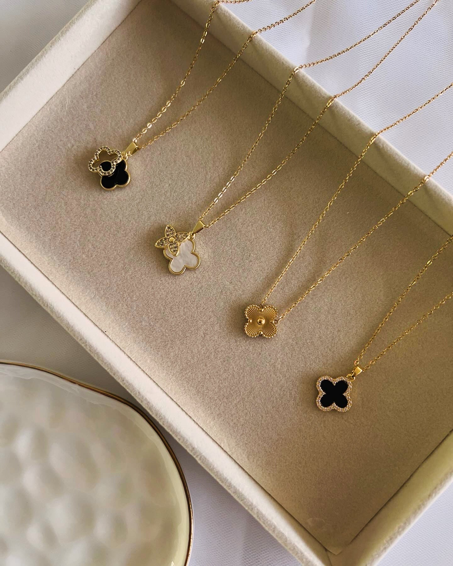 Clover Gold Necklace