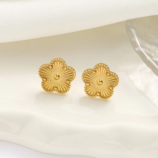 Flower Stud Gold