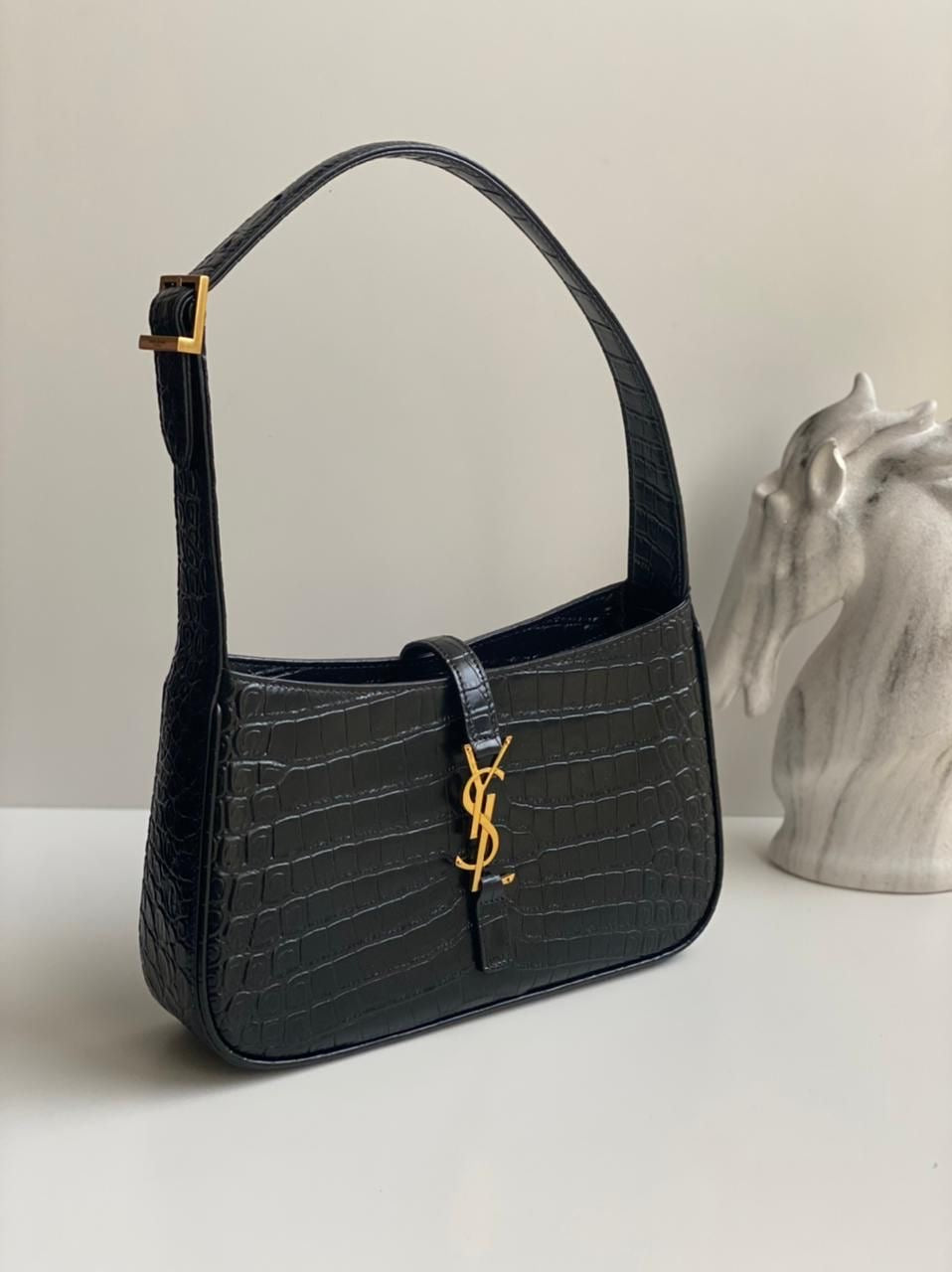 Laura Purse